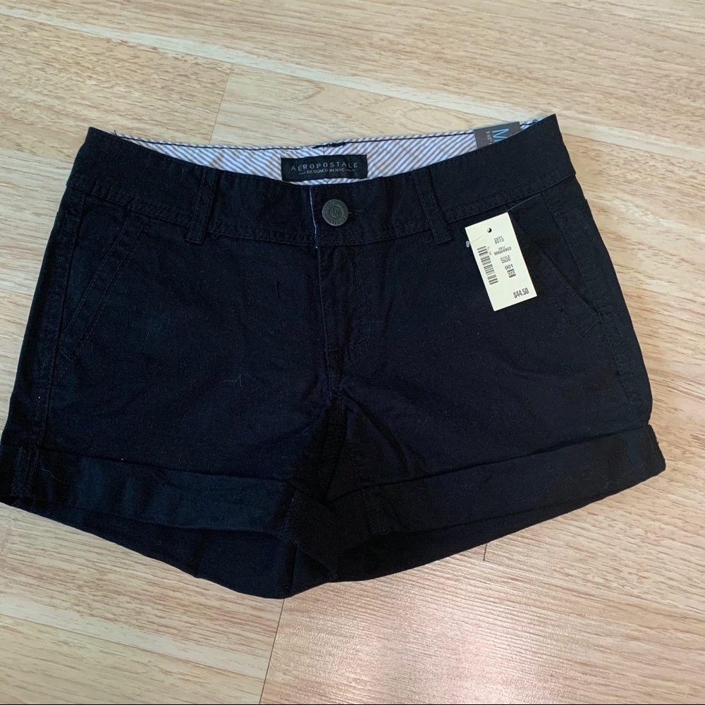 Aeropostale black midi shorts 000 3-1/2 inseam